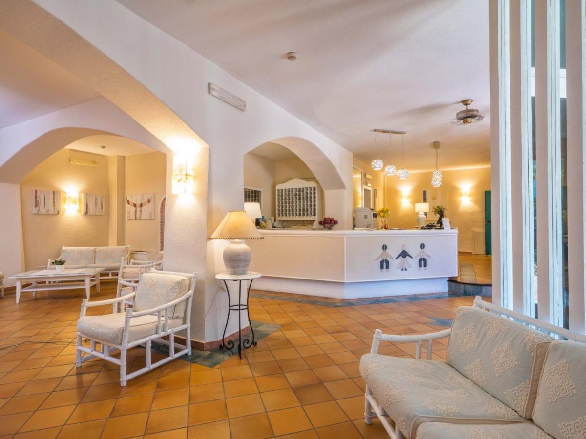 Hotel Rocce Sarde San Pantaleo Esterno foto