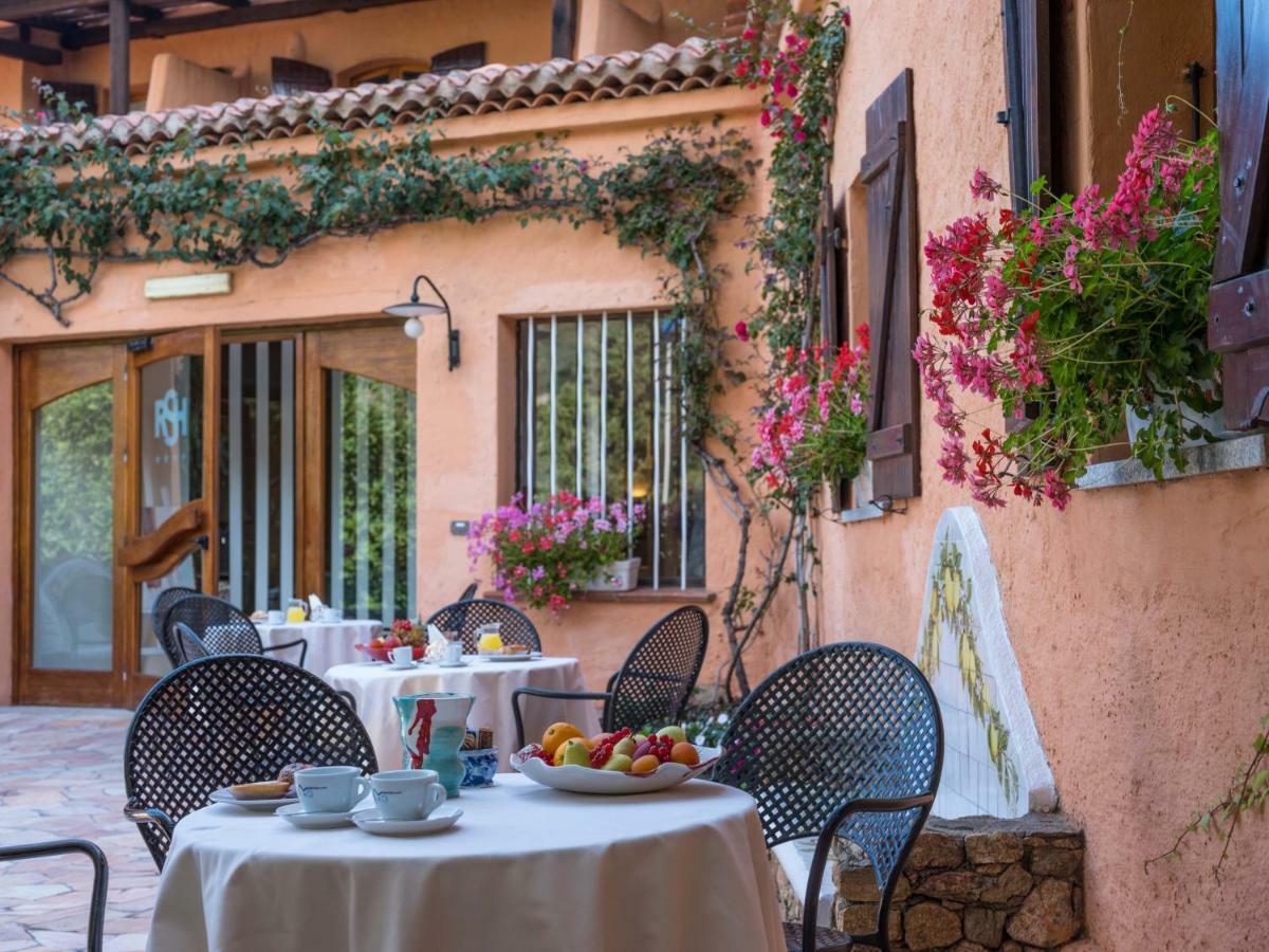 Hotel Rocce Sarde San Pantaleo Esterno foto