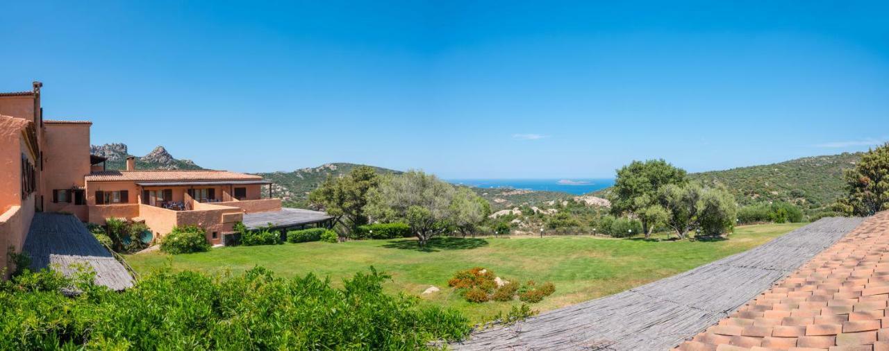 Hotel Rocce Sarde San Pantaleo Esterno foto